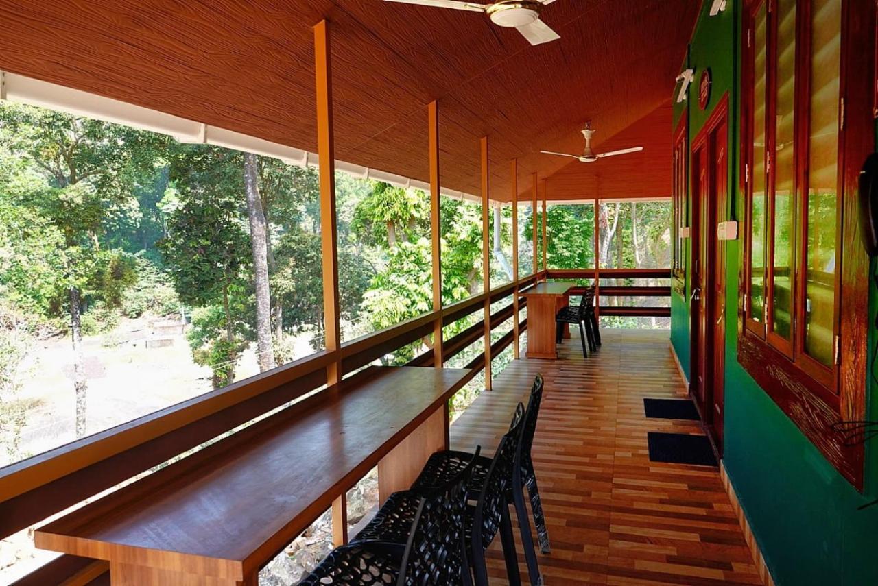 Hill Valley Farm House Nelliyampathy Екстериор снимка